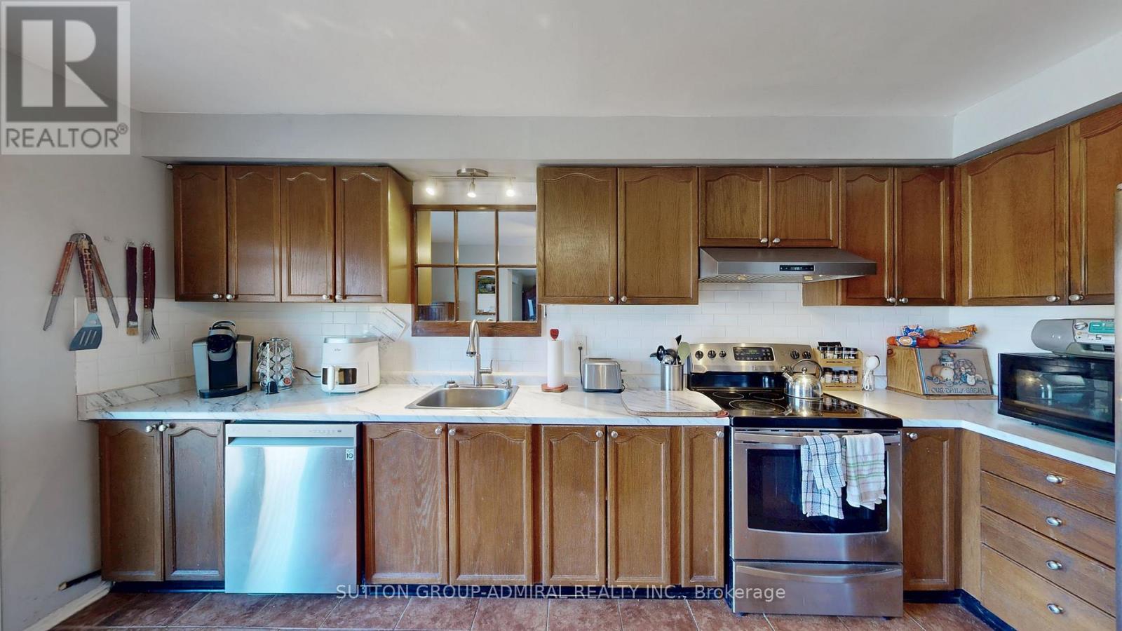 68 Patterson Crescent, Ajax (Central), Ontario  L1S 6P3 - Photo 16 - E12127350