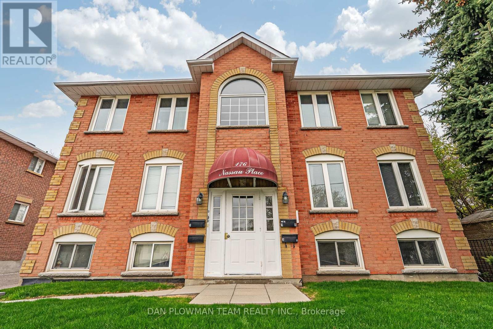 176/180 Nassau Street, Oshawa, Ontario  L1J 4A5 - Photo 2 - E12117921