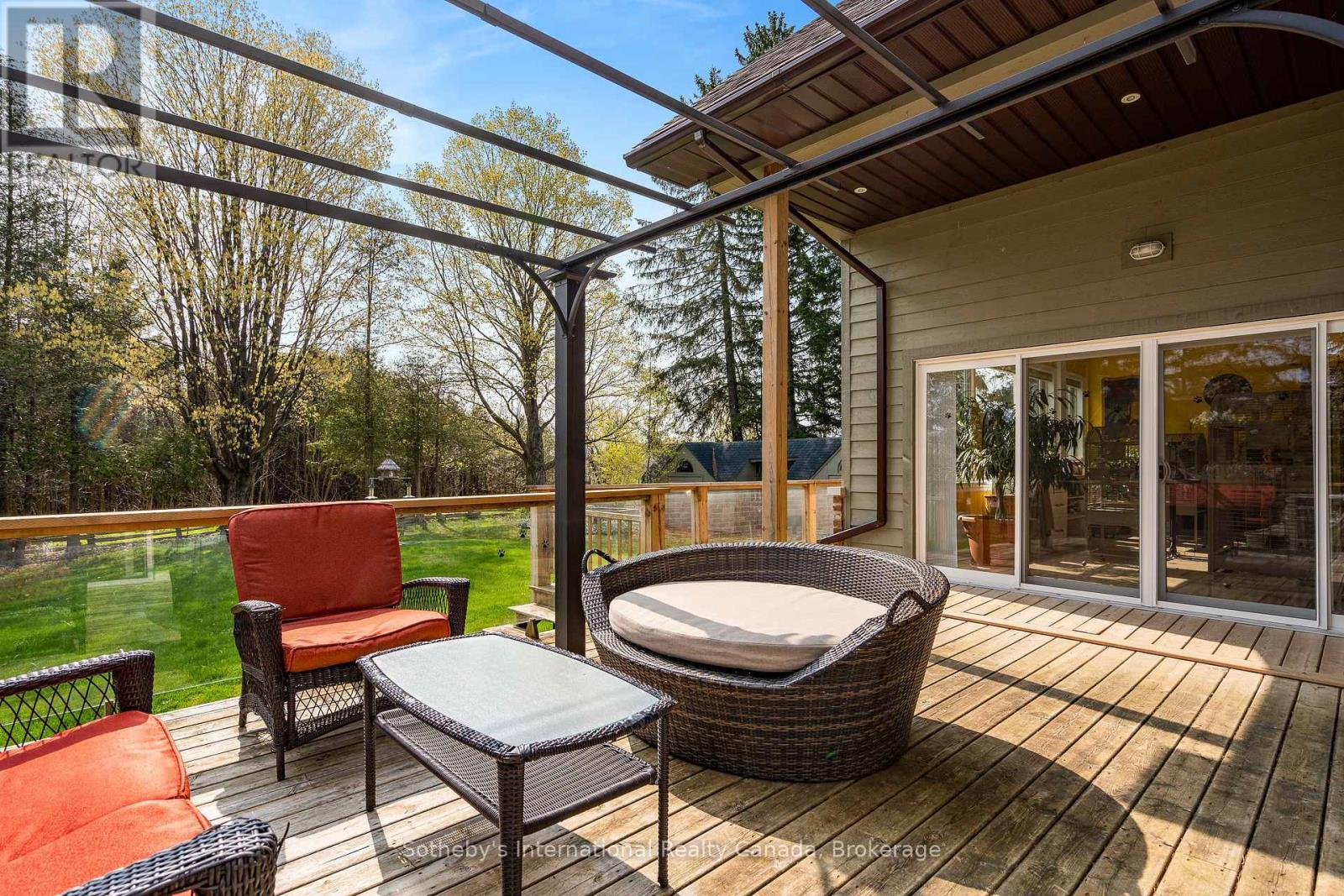 298551 Range Road, Georgian Bluffs, Ontario  N4K 0G3 - Photo 45 - X12091270