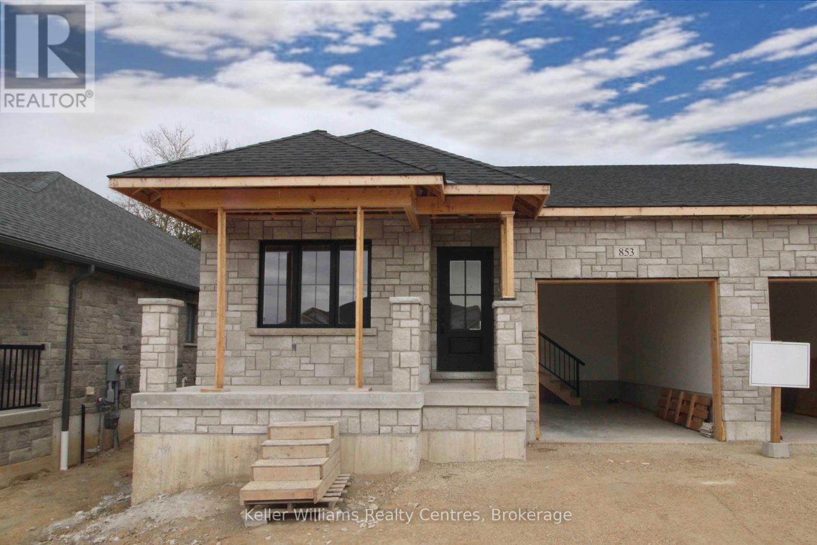 853 22nd Avenue A, Hanover, Ontario  N4N 0C5 - Photo 1 - X12127697