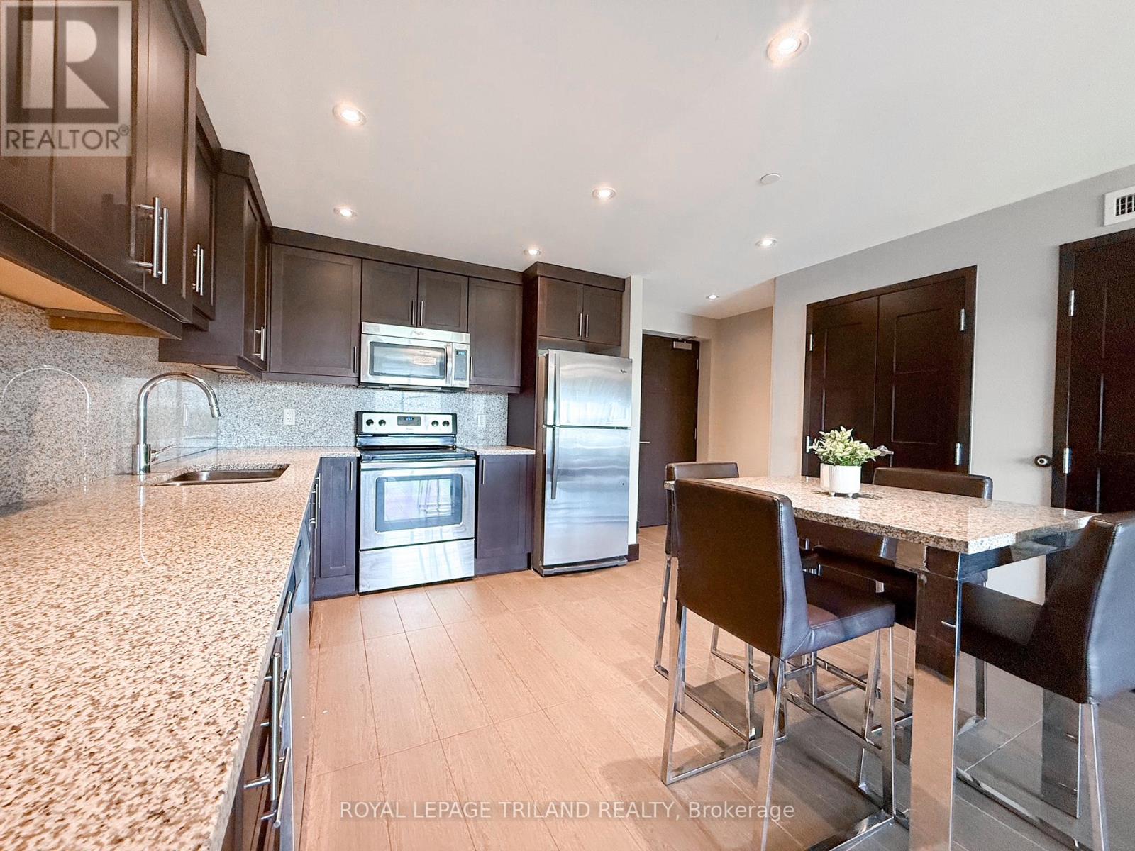 806 - 1235 Richmond Street, London East (East B), Ontario  N6A 0C1 - Photo 4 - X12127975