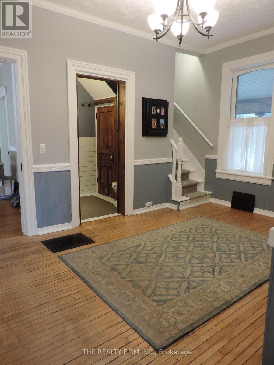 11 South Street E, Aylmer, Ontario  N5H 1P5 - Photo 12 - X12128025