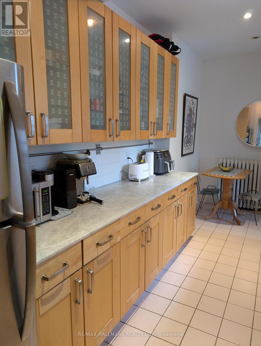 Main - 483 Parkside Drive, Toronto, Ontario  M6R 2Z9 - Photo 17 - W12127487