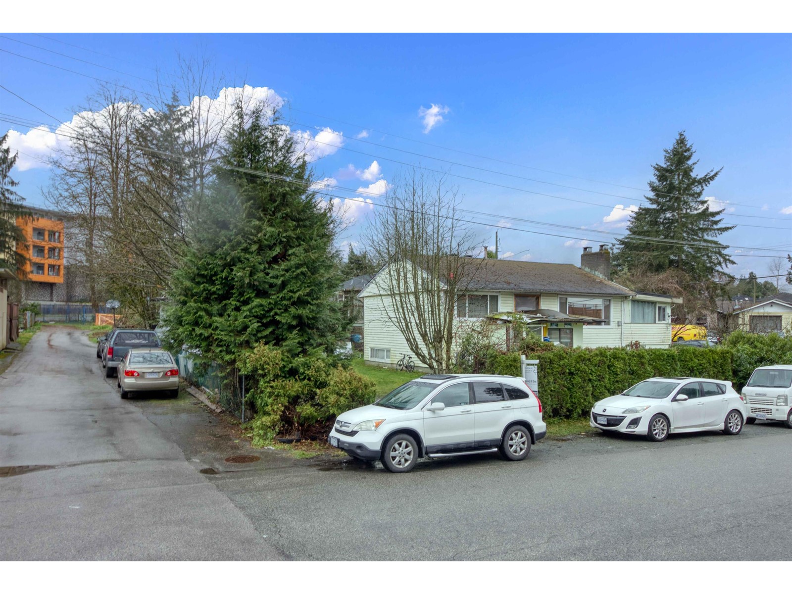 Property at 10999 132A STREET image 3