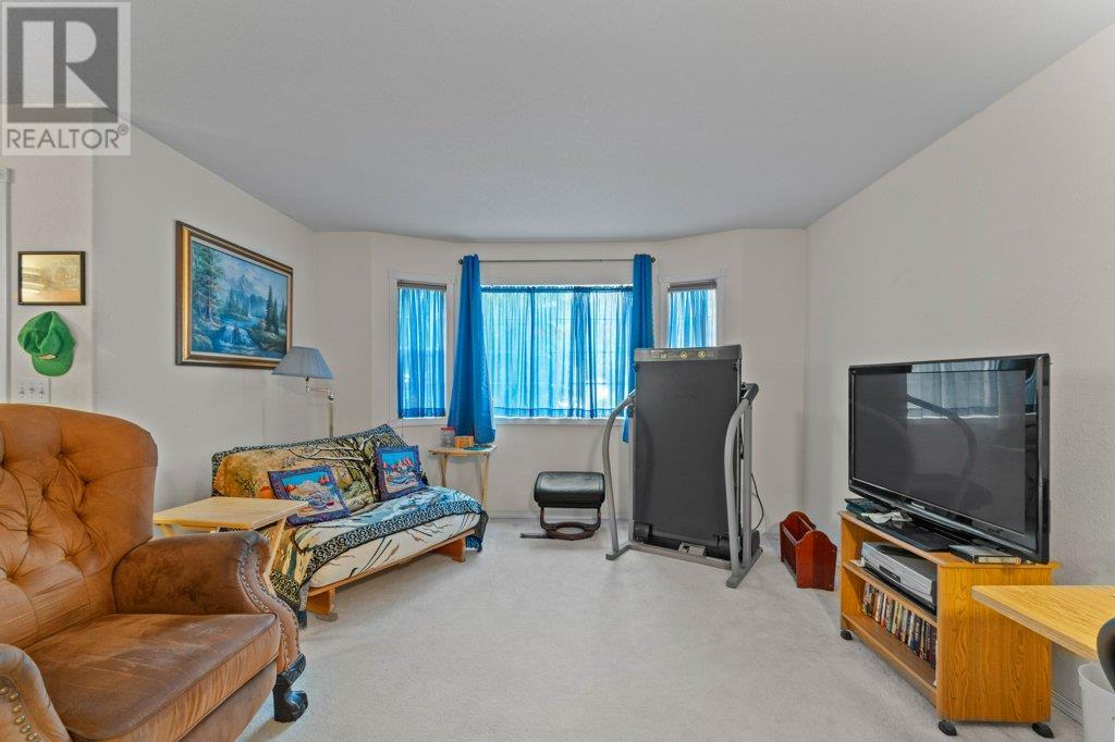 Property at 2592 Alpen Paradies Road Unit# 32 image 2