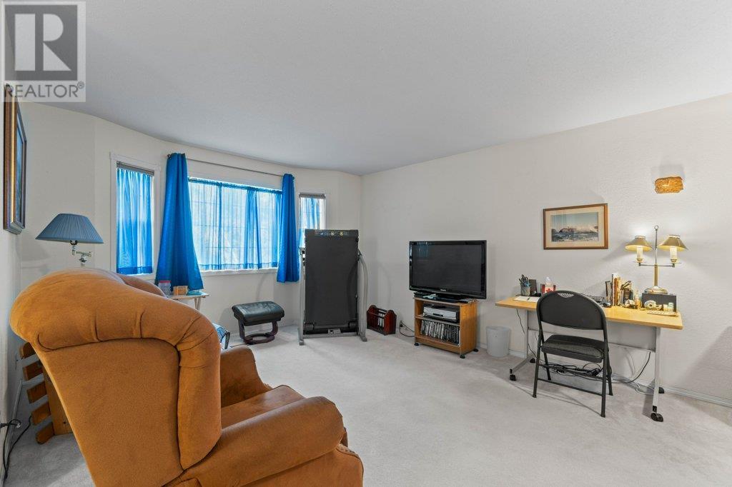 Property at 2592 Alpen Paradies Road Unit# 32 image 3