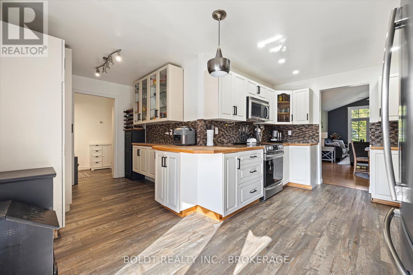 121 Meadow Heights Drive, Bracebridge, Ontario  P1L 1A4 - Photo 11 - X12127925