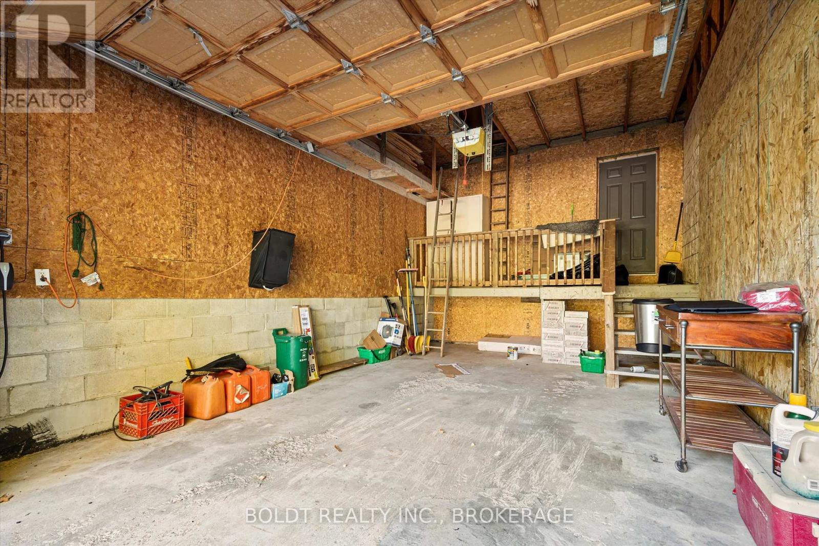 121 Meadow Heights Drive, Bracebridge, Ontario  P1L 1A4 - Photo 30 - X12127925