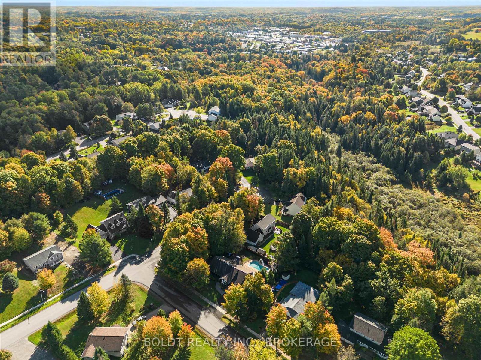 121 Meadow Heights Drive, Bracebridge, Ontario  P1L 1A4 - Photo 33 - X12127925