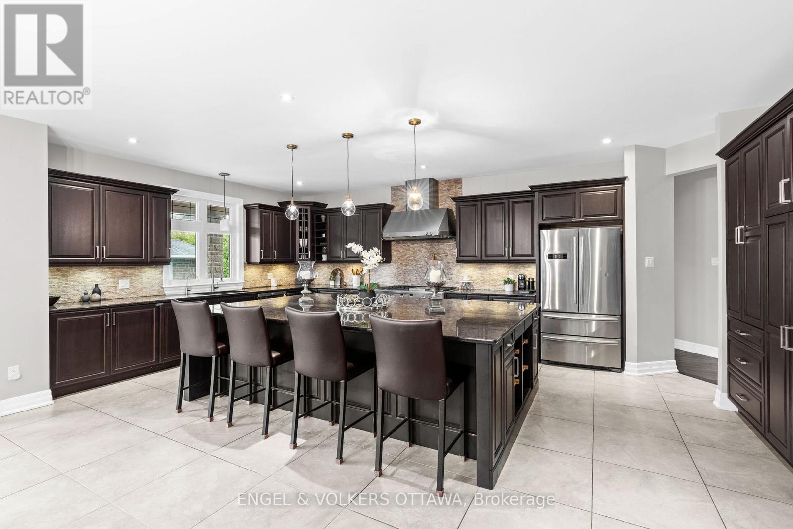 450 Lockmaster Crescent, Ottawa, Ontario  K4M 1L9 - Photo 11 - X12127915