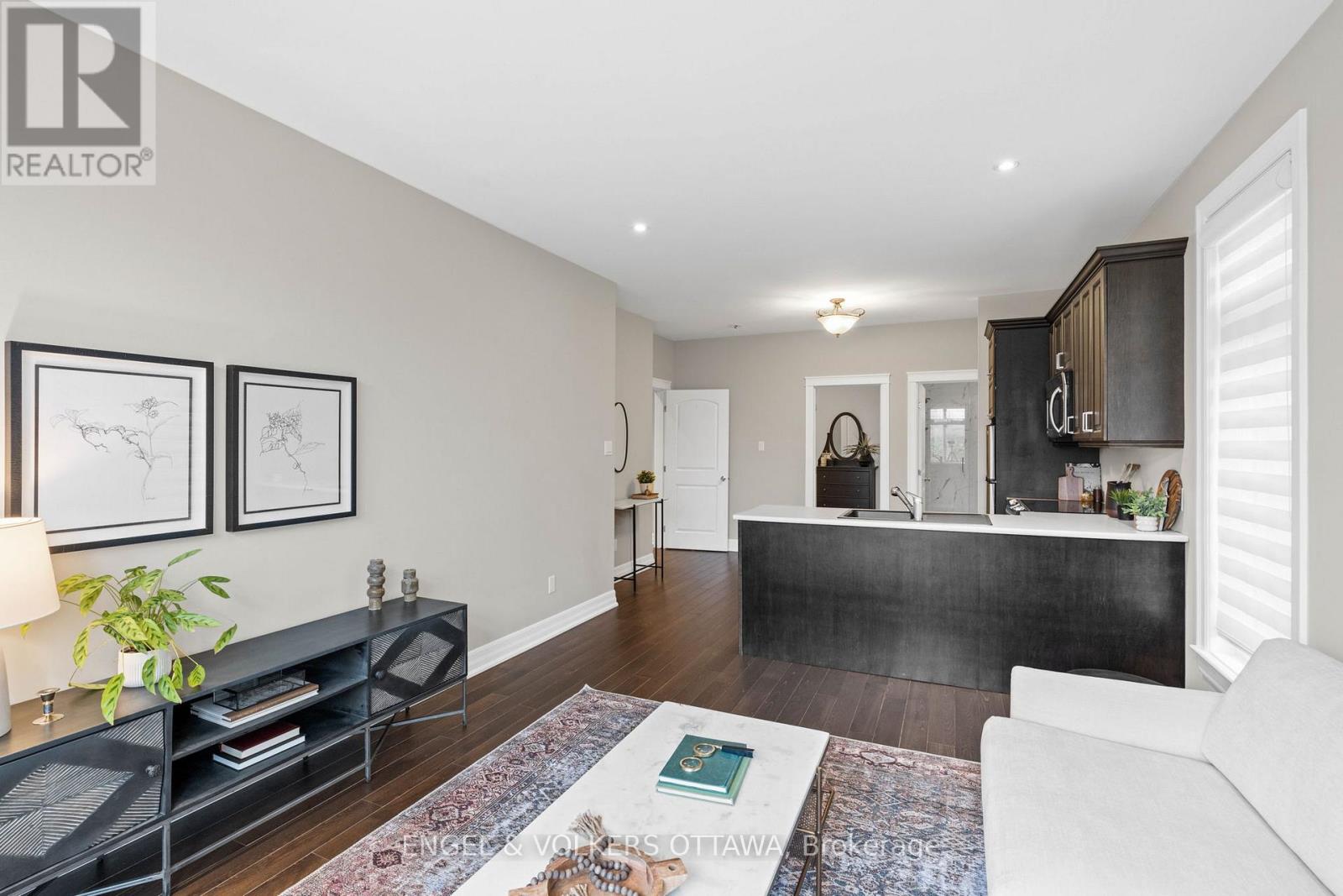 450 Lockmaster Crescent, Ottawa, Ontario  K4M 1L9 - Photo 24 - X12127915