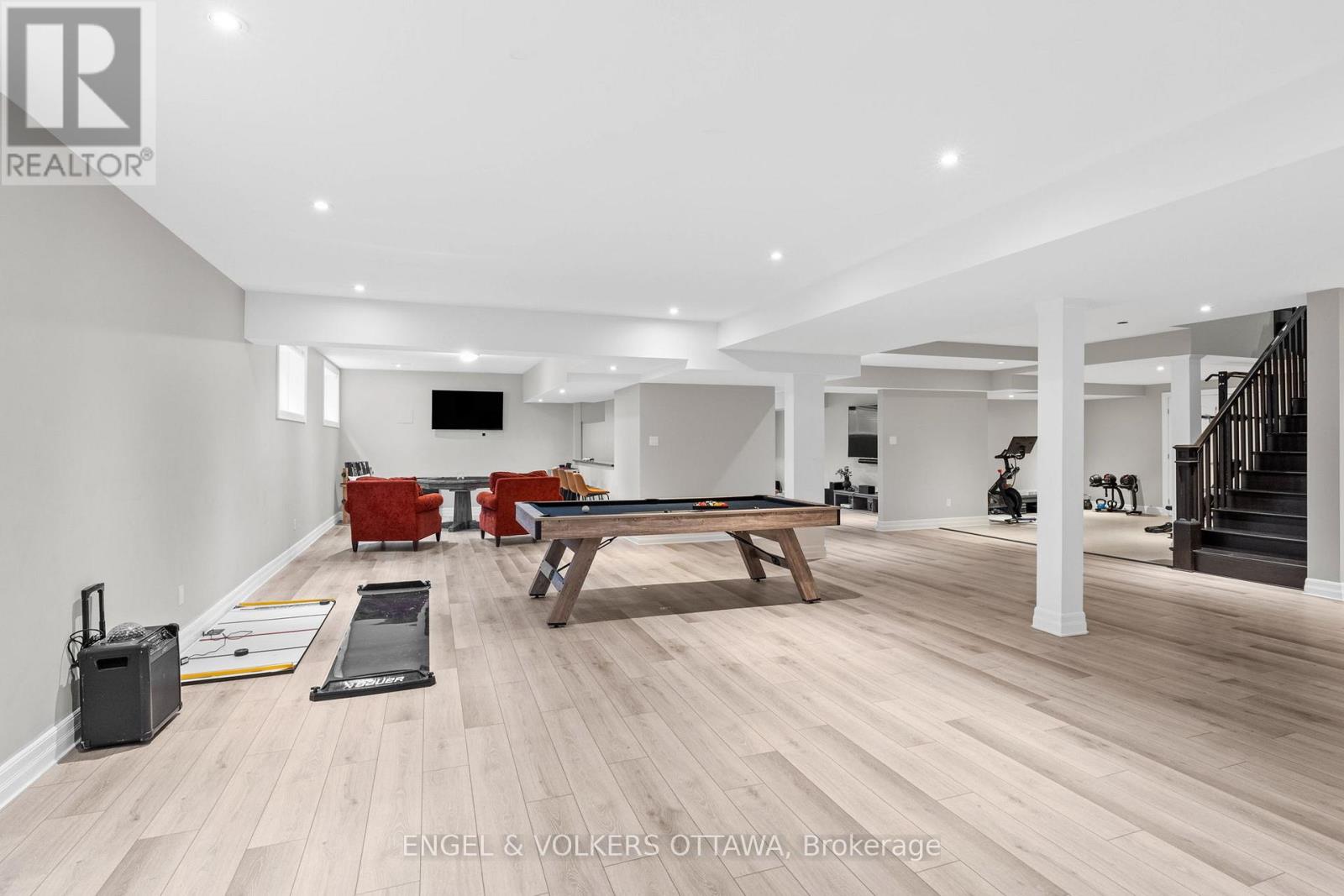 450 Lockmaster Crescent, Ottawa, Ontario  K4M 1L9 - Photo 43 - X12127915