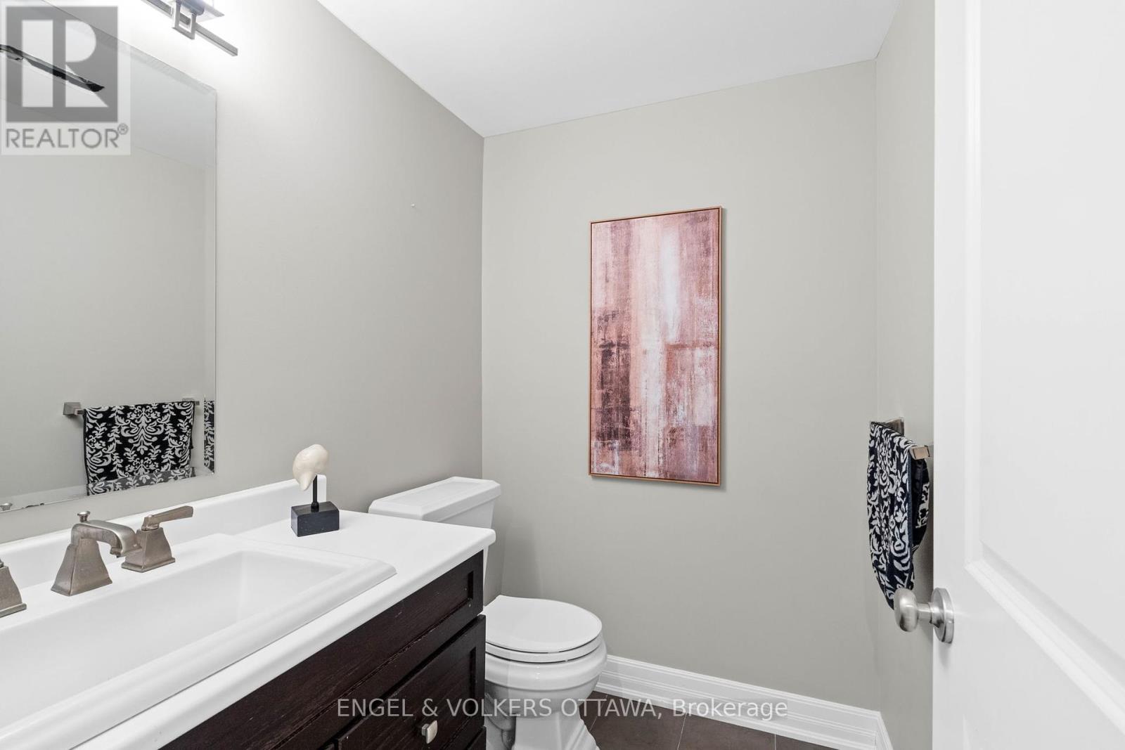 450 Lockmaster Crescent, Ottawa, Ontario  K4M 1L9 - Photo 46 - X12127915