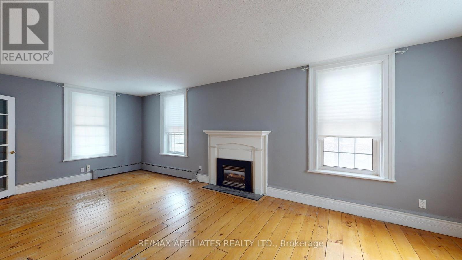 14 William Street, Brockville, Ontario  K6V 4V2 - Photo 9 - X12127939