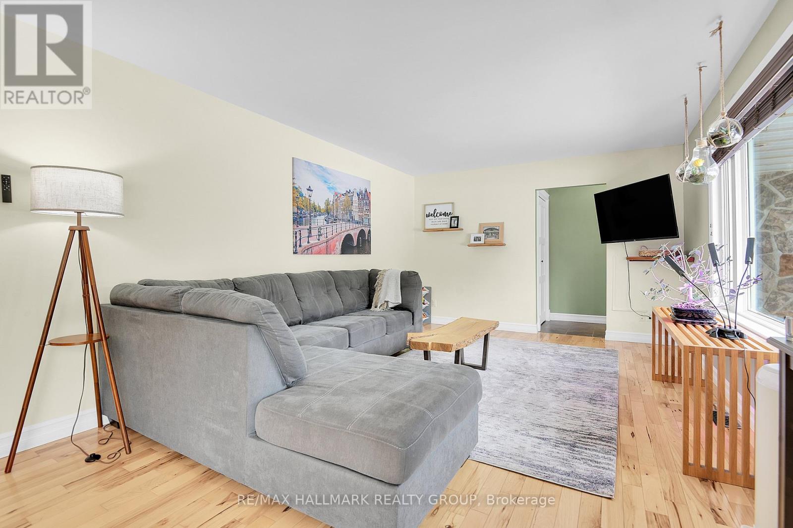216 St Bernardin Street, The Nation, Ontario  K0B 1N0 - Photo 5 - X12128002
