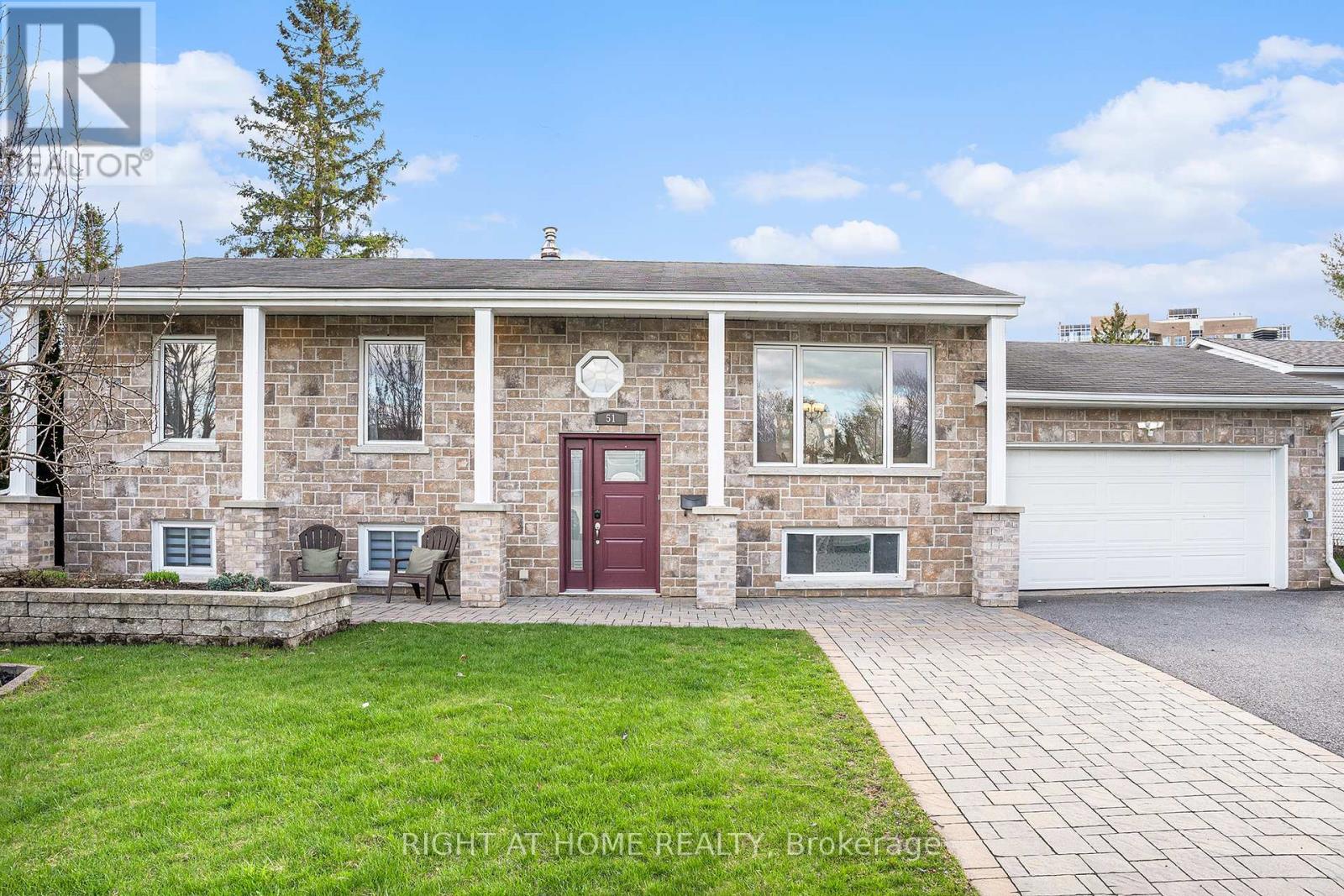 Property at 51 KEEWATIN CRESCENT image 1