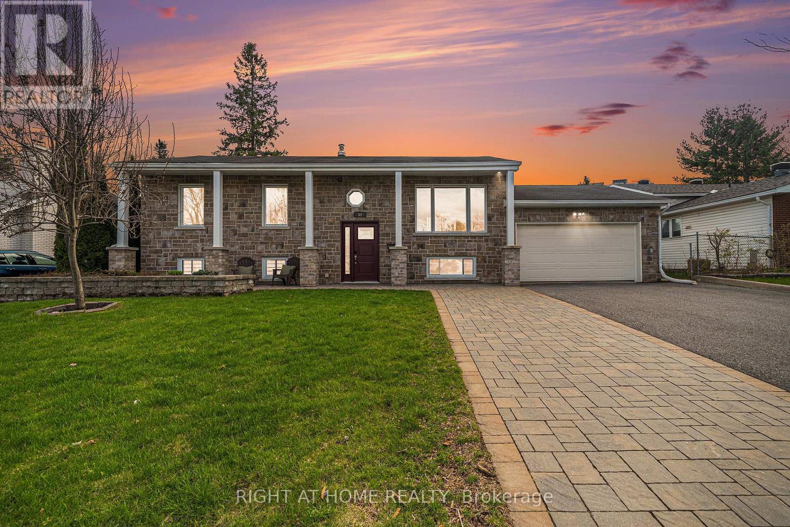 Property at 51 KEEWATIN CRESCENT image 2