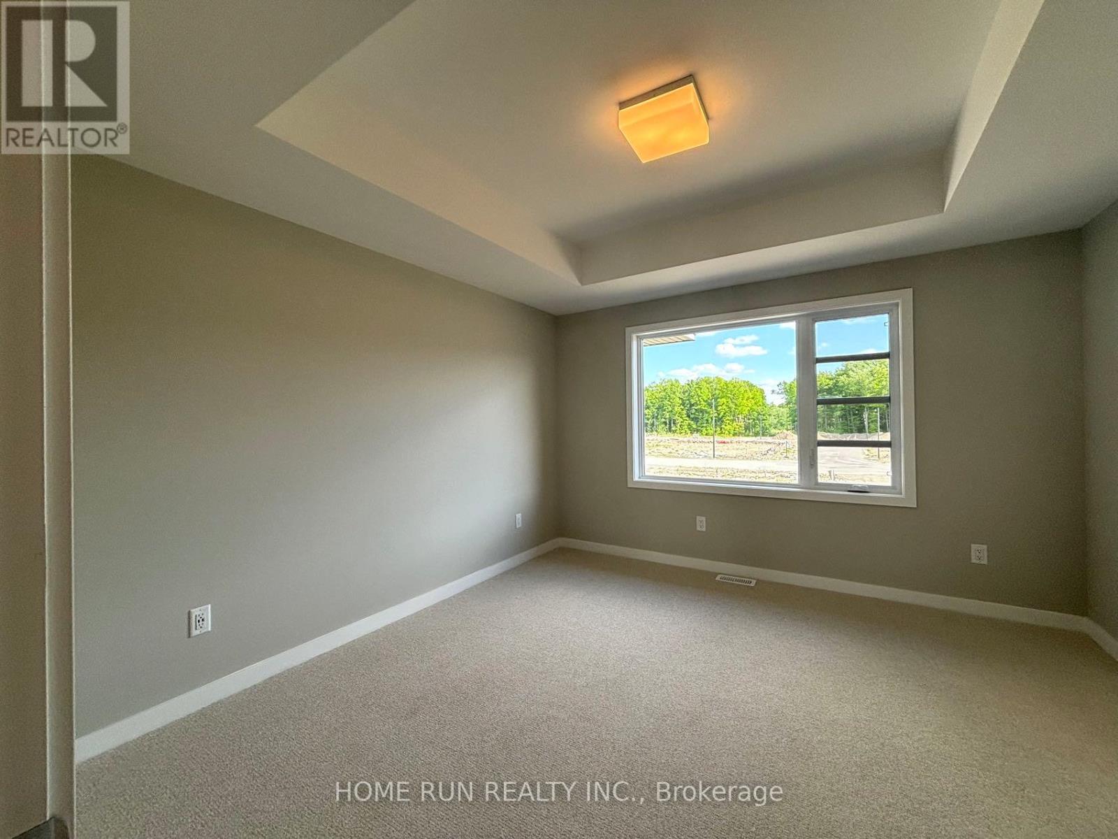 1074 Kitigan Grove, Ottawa, Ontario  K2K 0N7 - Photo 12 - X12128075