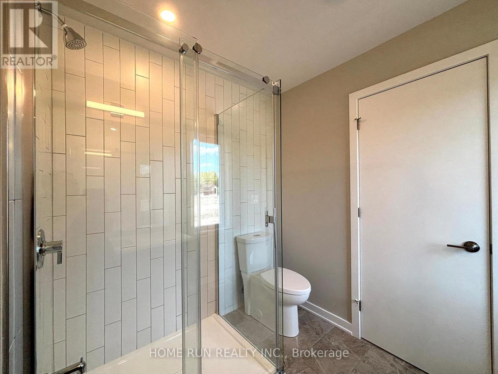 1074 Kitigan Grove, Ottawa, Ontario  K2K 0N7 - Photo 15 - X12128075