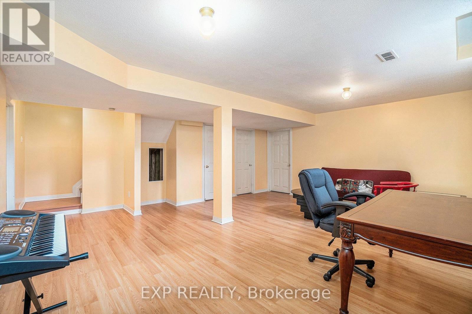 29 Woodford Way, Ottawa, Ontario  K2J 4B9 - Photo 34 - X12128101