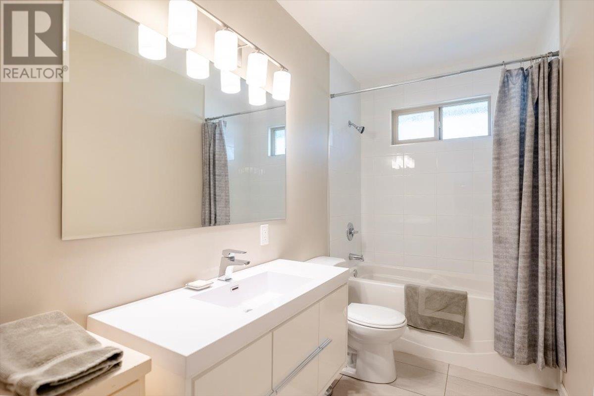 62 Ridgemont Drive, Fernie, British Columbia  V0B 1M2 - Photo 12 - 10346548