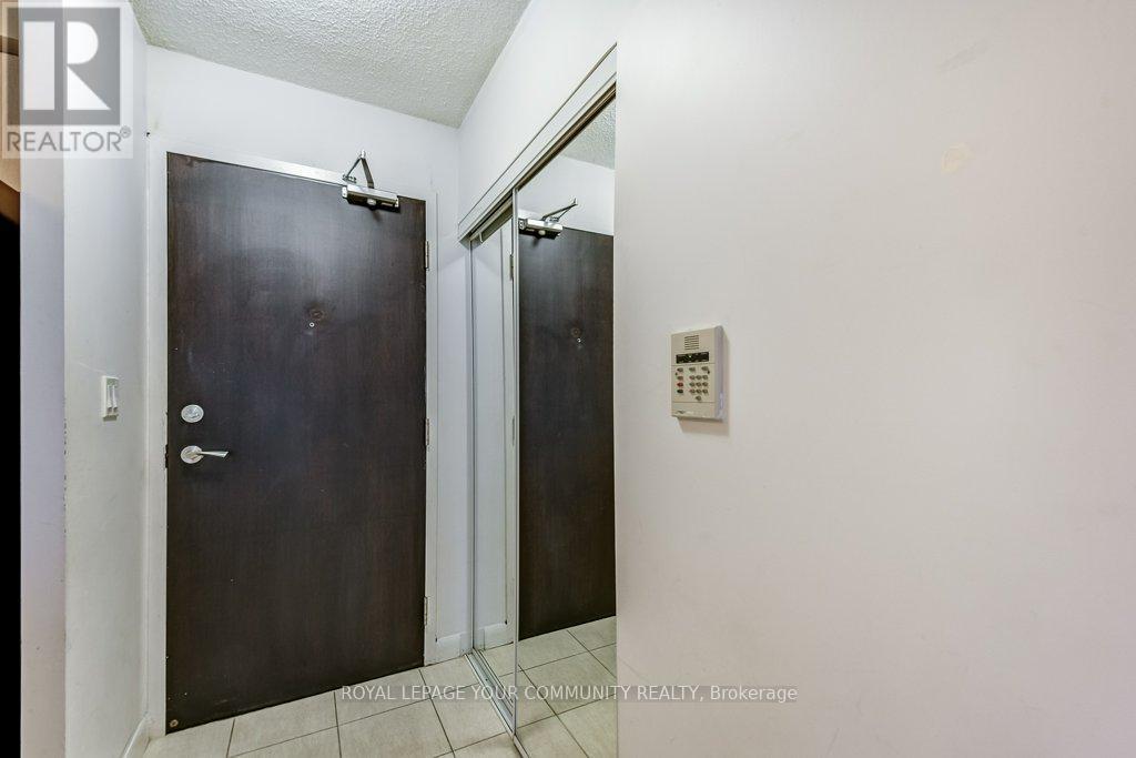 211 - 5793 Yonge Street, Toronto, Ontario  M2M 0A9 - Photo 8 - C12127846