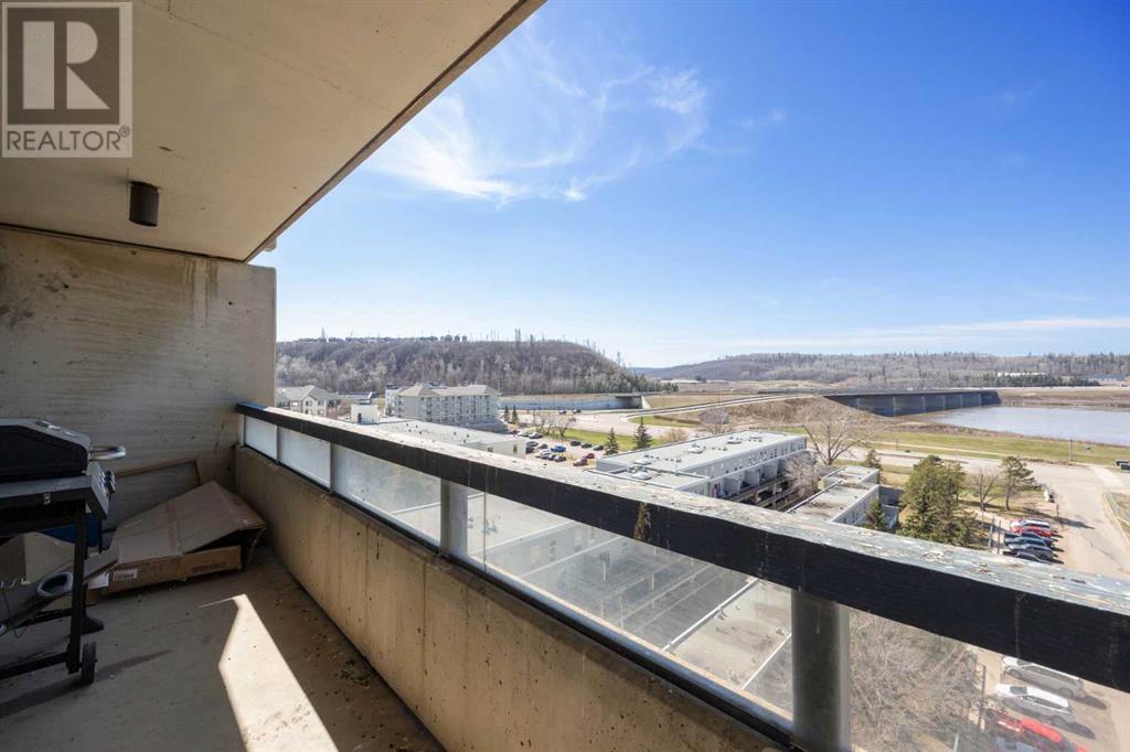 Property at 1006, 13221 MacDonald Drive image 2