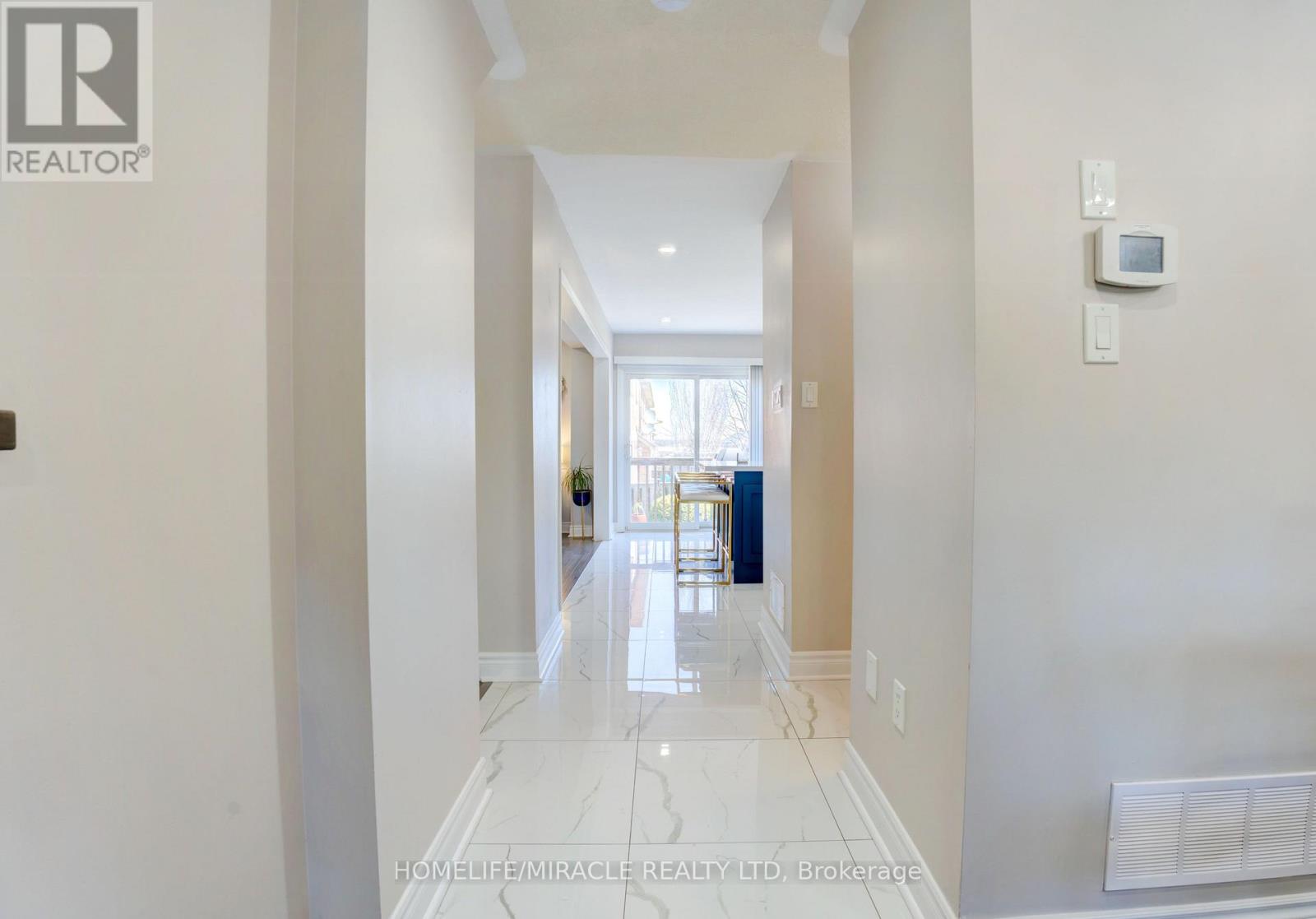 57 Hollier Drive, Ajax, Ontario  L1Z 2A4 - Photo 5 - E12127864