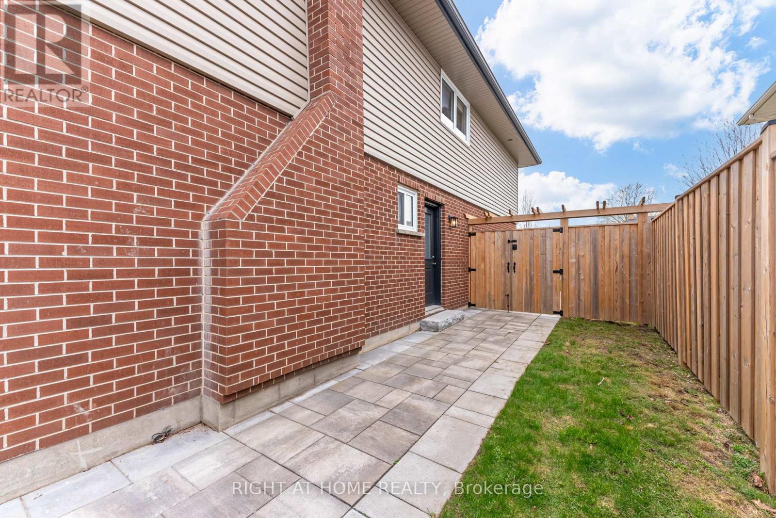 853 Fernhill Boulevard, Oshawa, Ontario  L1J 5K5 - Photo 33 - E12127873