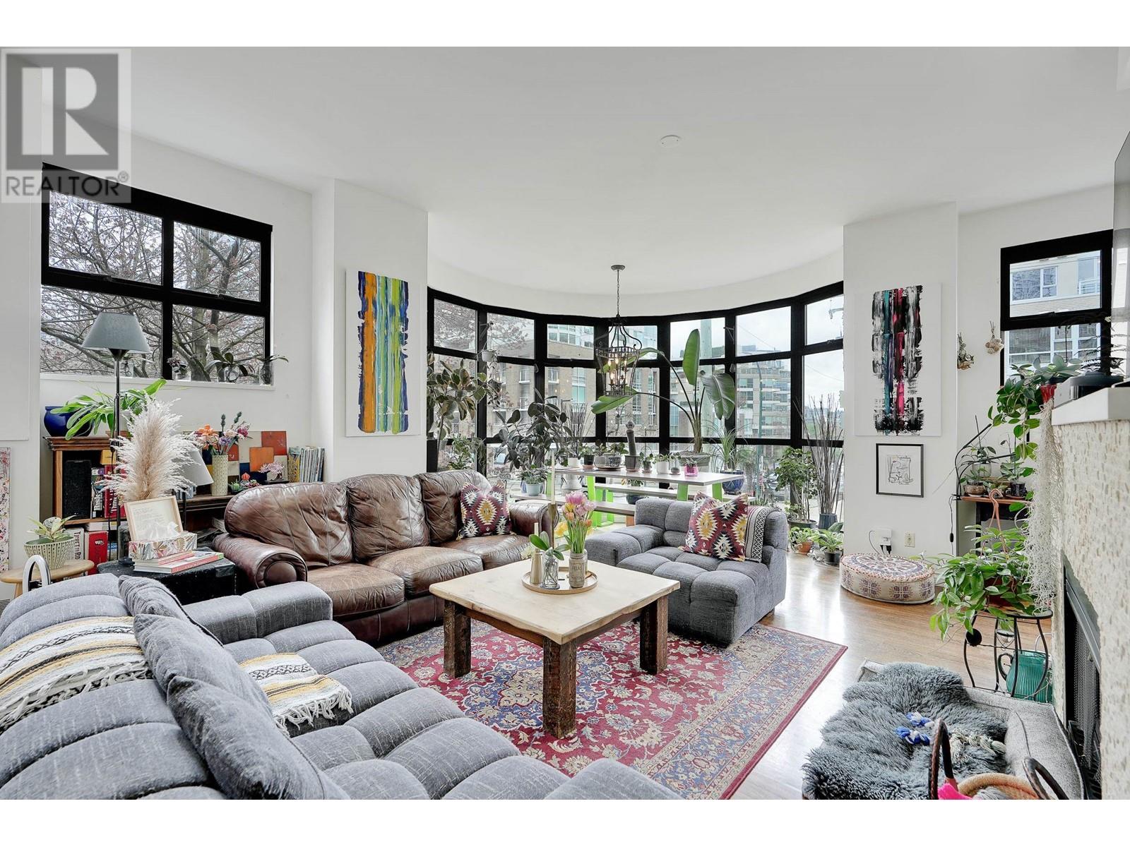 1489 HORNBY STREET, Vancouver