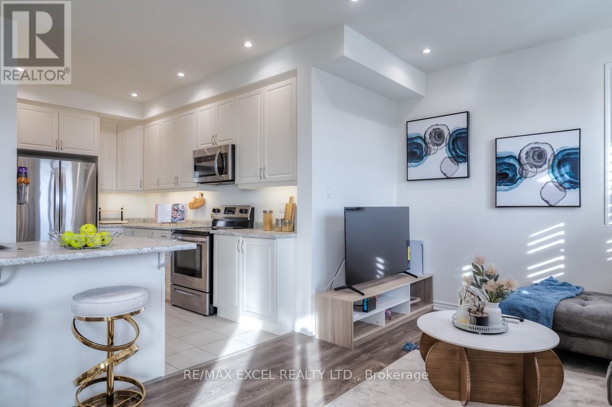 386 Arthur Bonner Avenue, Markham, Ontario  L6B 0R1 - Photo 14 - N12127879