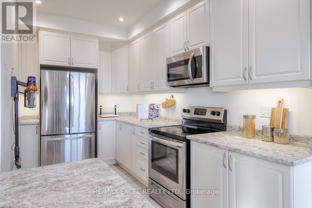 386 Arthur Bonner Avenue, Markham, Ontario  L6B 0R1 - Photo 16 - N12127879