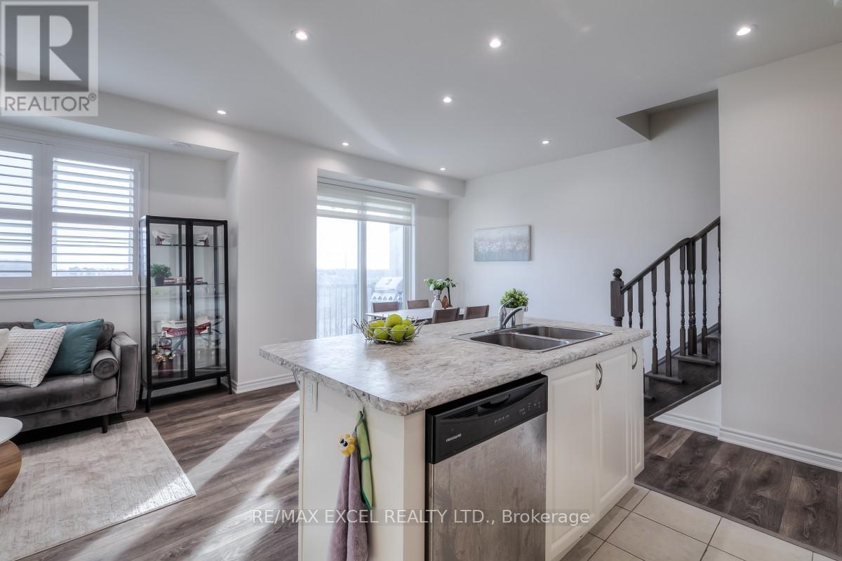 386 Arthur Bonner Avenue, Markham, Ontario  L6B 0R1 - Photo 18 - N12127879