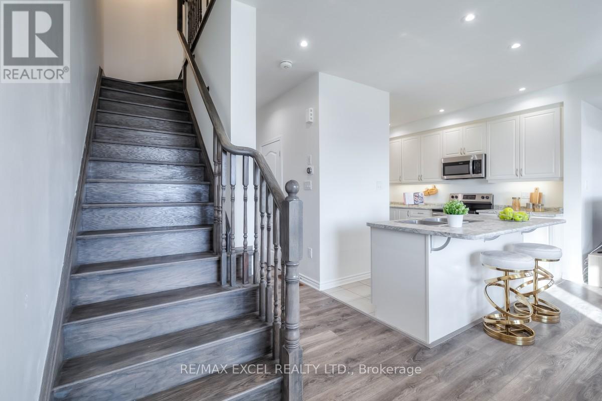 386 Arthur Bonner Avenue, Markham, Ontario  L6B 0R1 - Photo 22 - N12127879