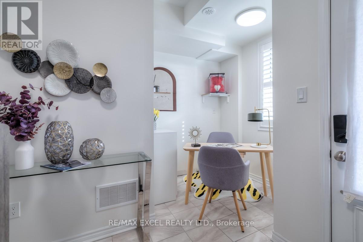 386 Arthur Bonner Avenue, Markham, Ontario  L6B 0R1 - Photo 40 - N12127879