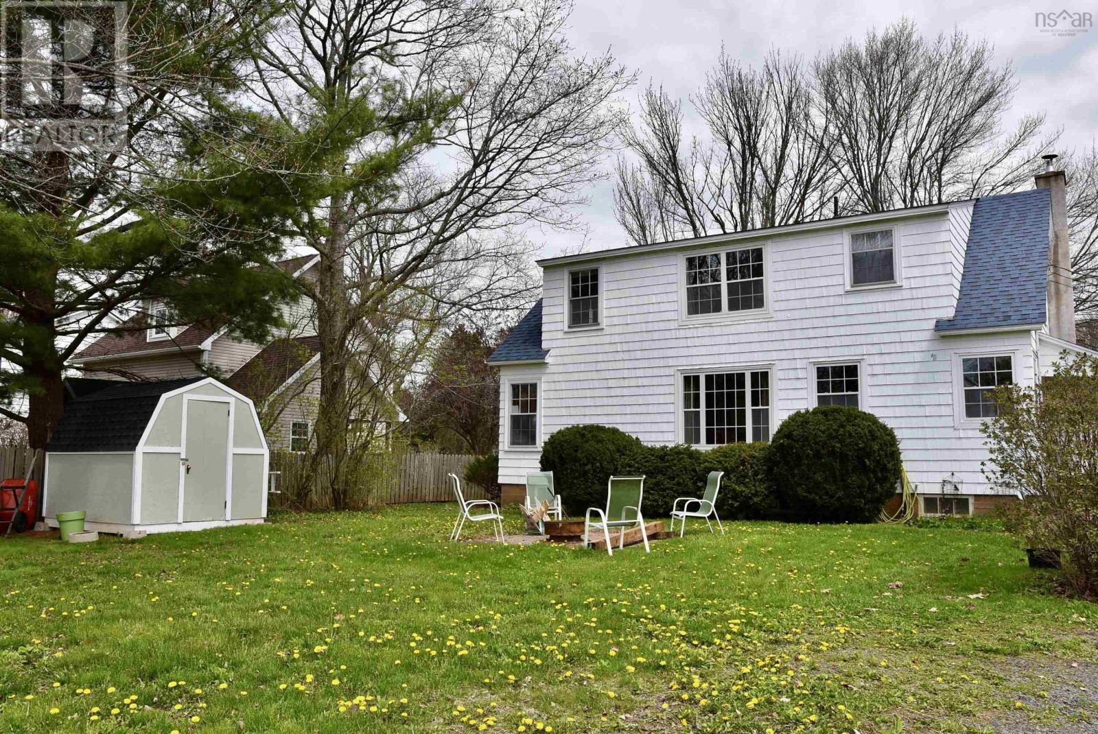 Property at 28 Maple Street image 5