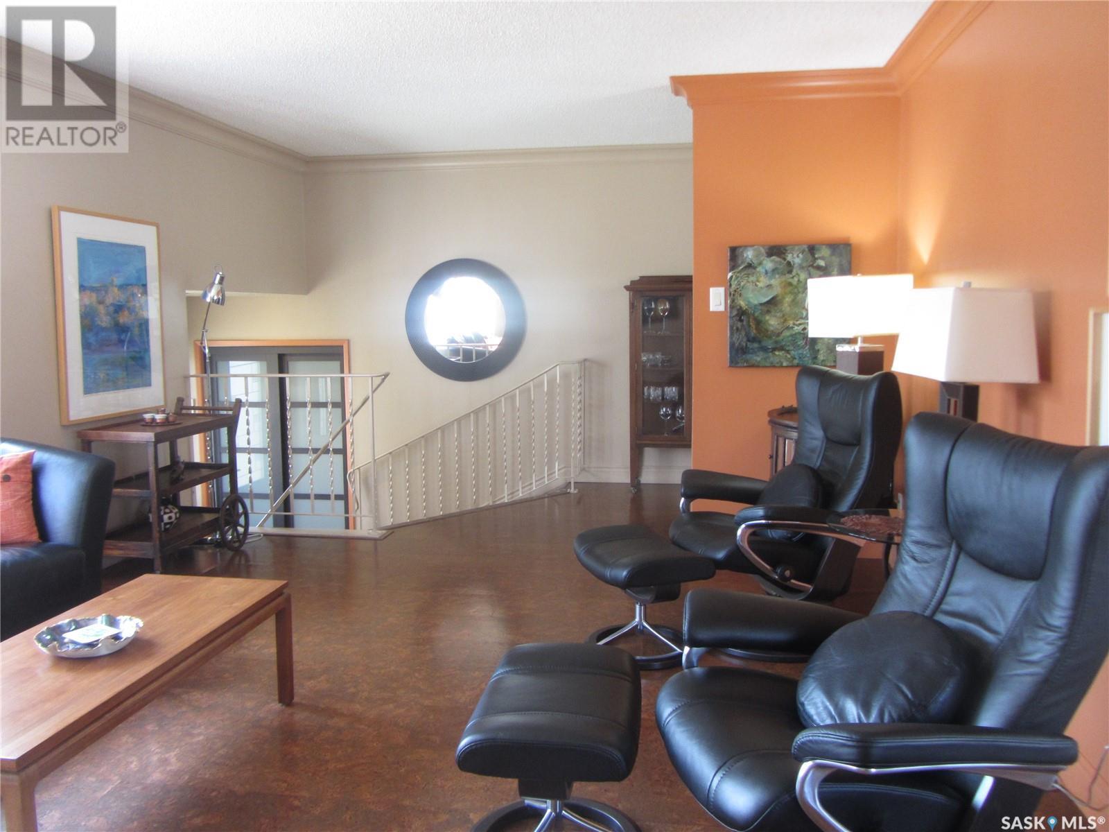 Property at 135 Skeena CRESCENT image 4