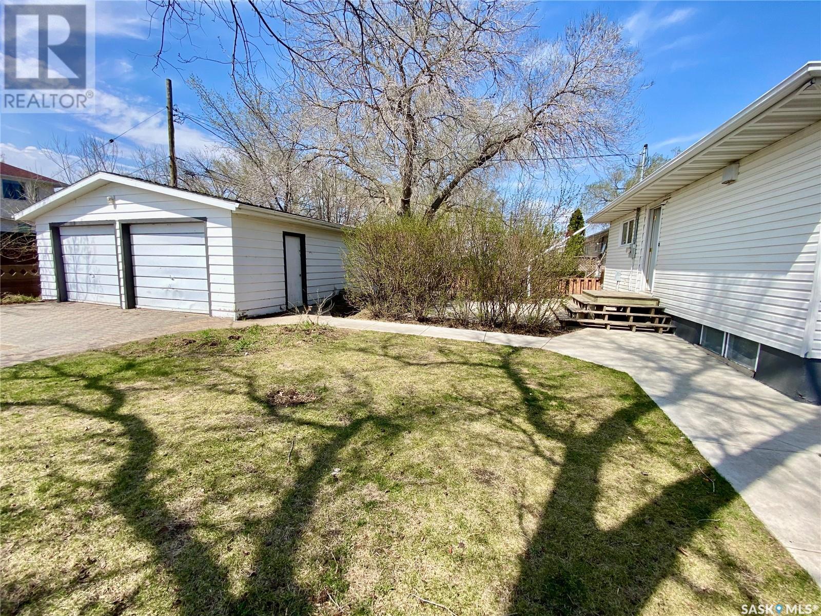 320 2 Street E, Carnduff, Saskatchewan  S0C 0S0 - Photo 21 - SK004706