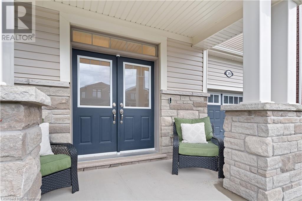 Property at 39 SPICER Street image 4