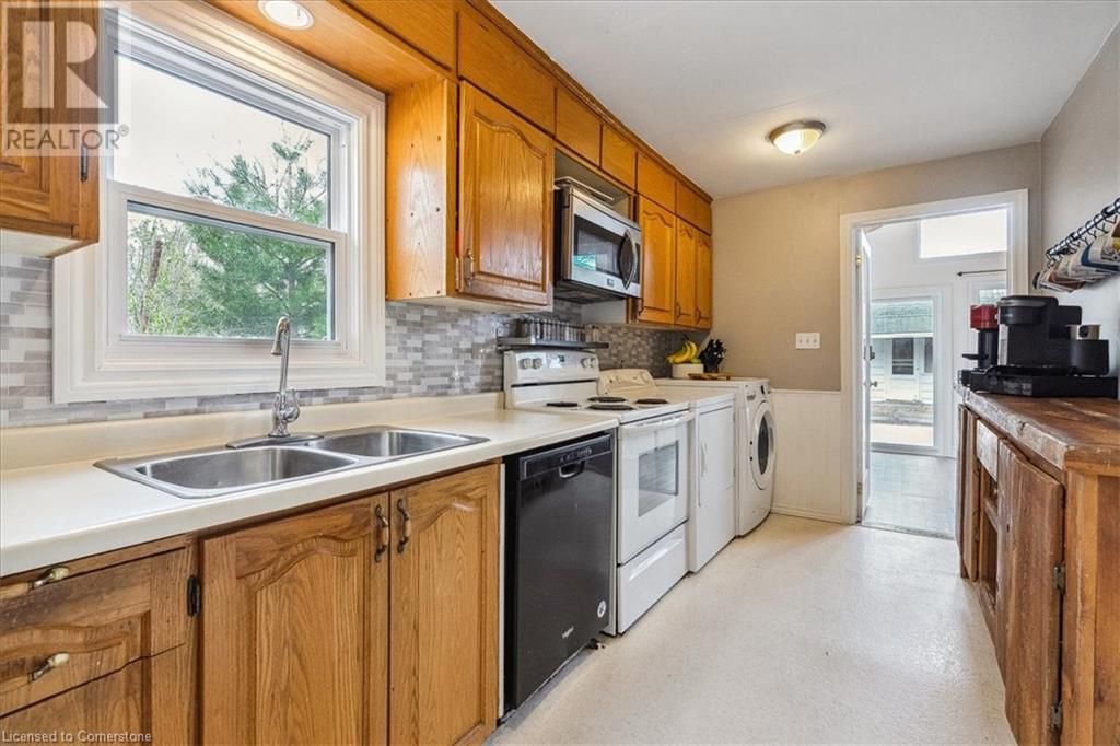 3938 Algonquin Avenue, Innisfil, Ontario  L9S 2M3 - Photo 11 - 40722514