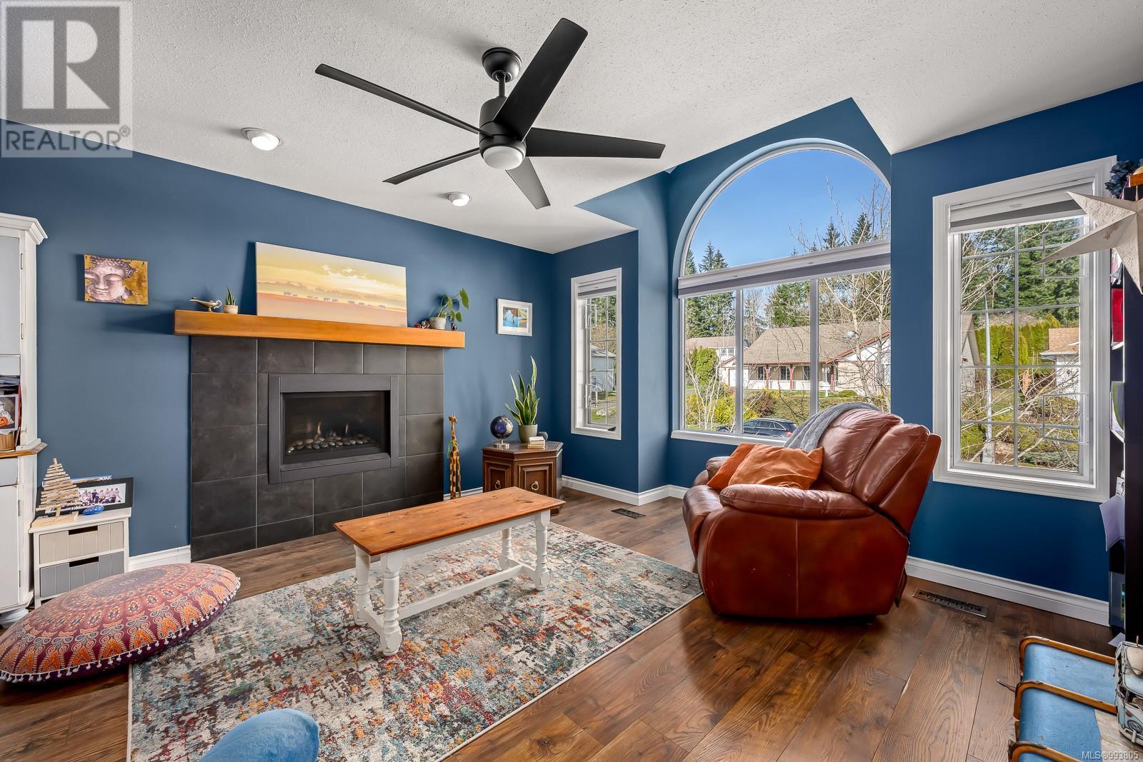 Property at 1595 Mallard Dr image 2