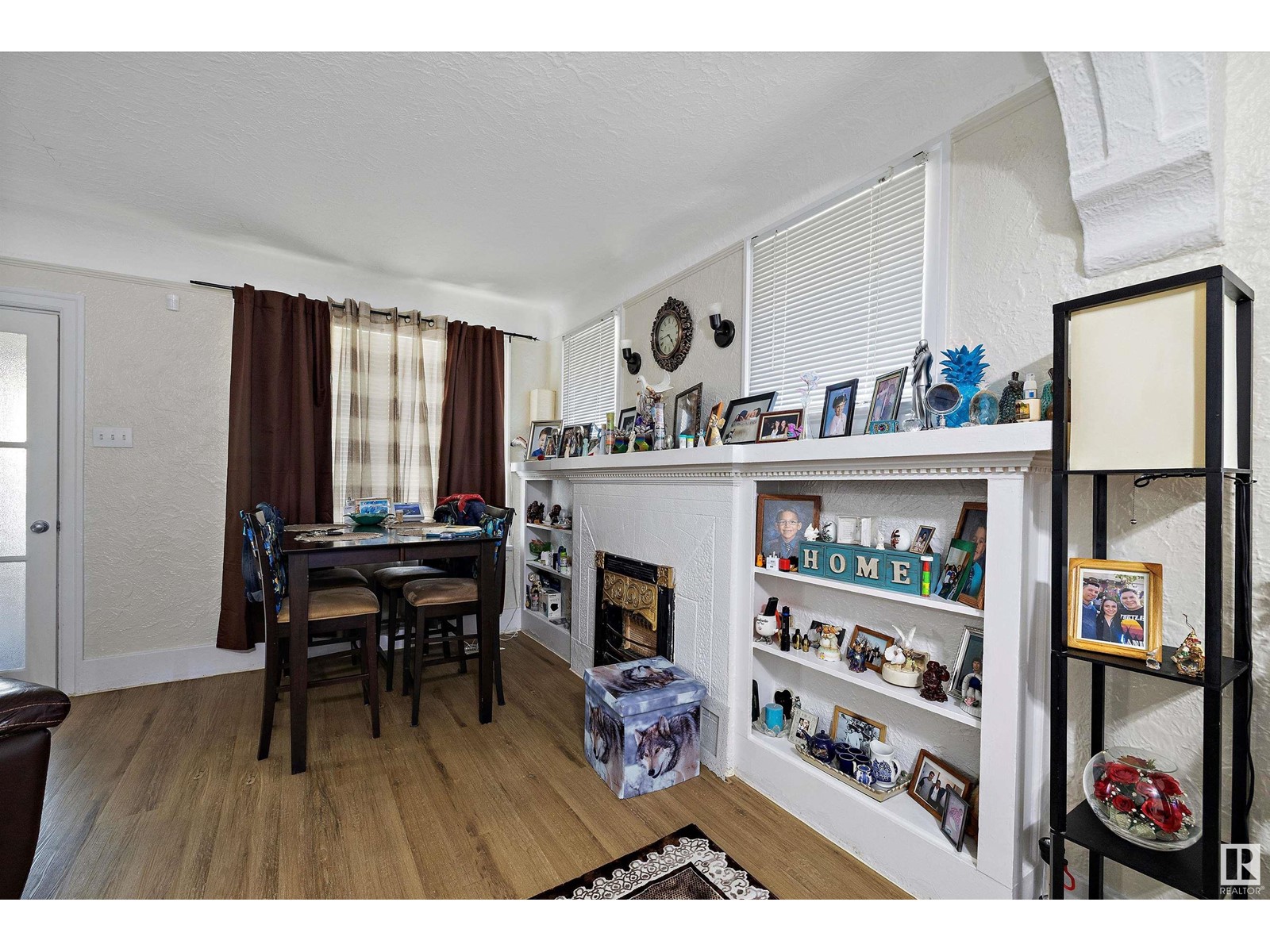 Property at 9914 161 ST NW image 3