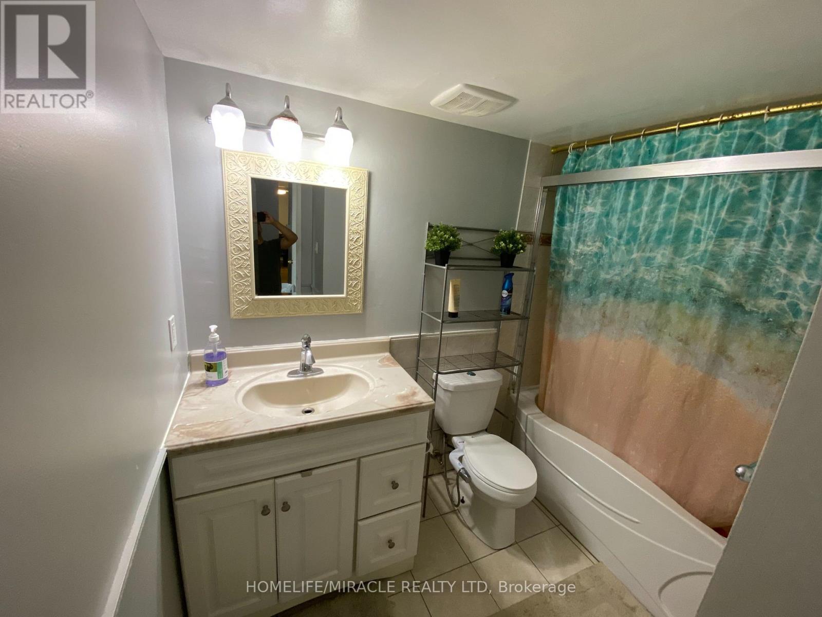 903 - 18 Knightsbridge Road, Brampton, Ontario  L6T 3X5 - Photo 18 - W12127816