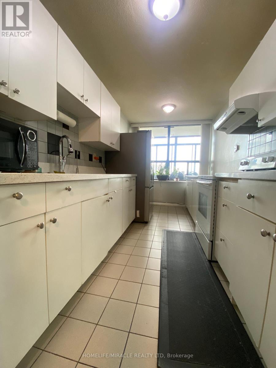 903 - 18 Knightsbridge Road, Brampton, Ontario  L6T 3X5 - Photo 7 - W12127816