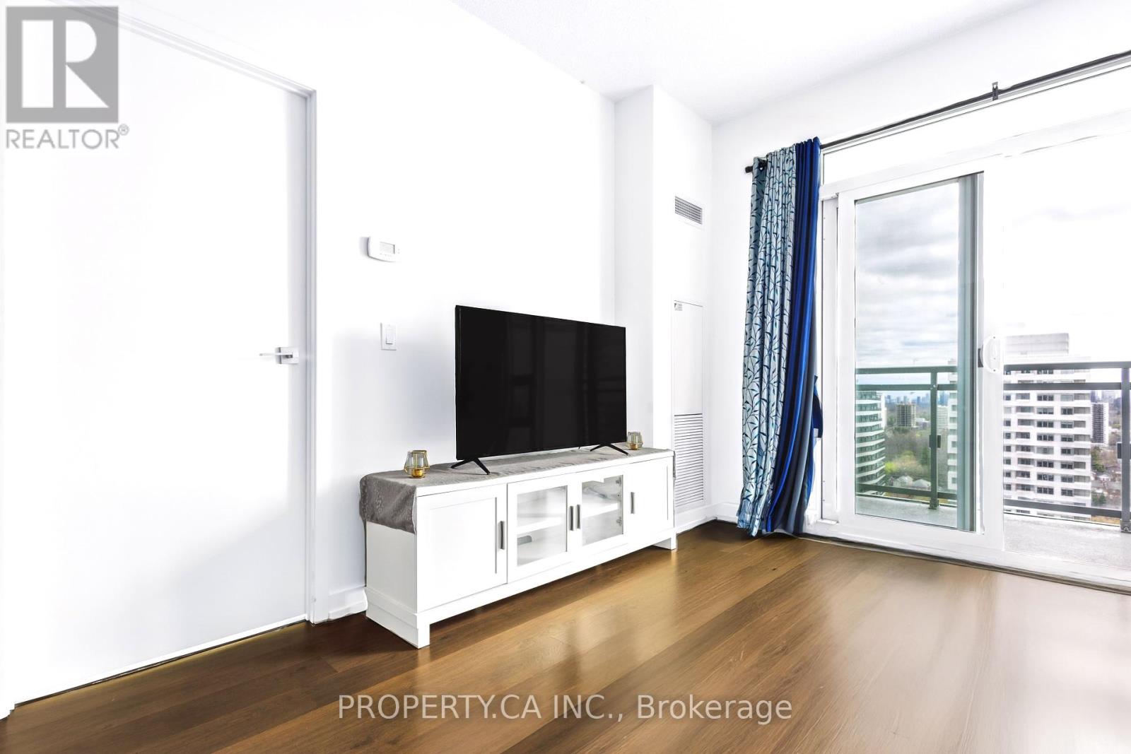 2019 - 98 Lillian Street, Toronto, Ontario  M4S 0A5 - Photo 9 - C12127961