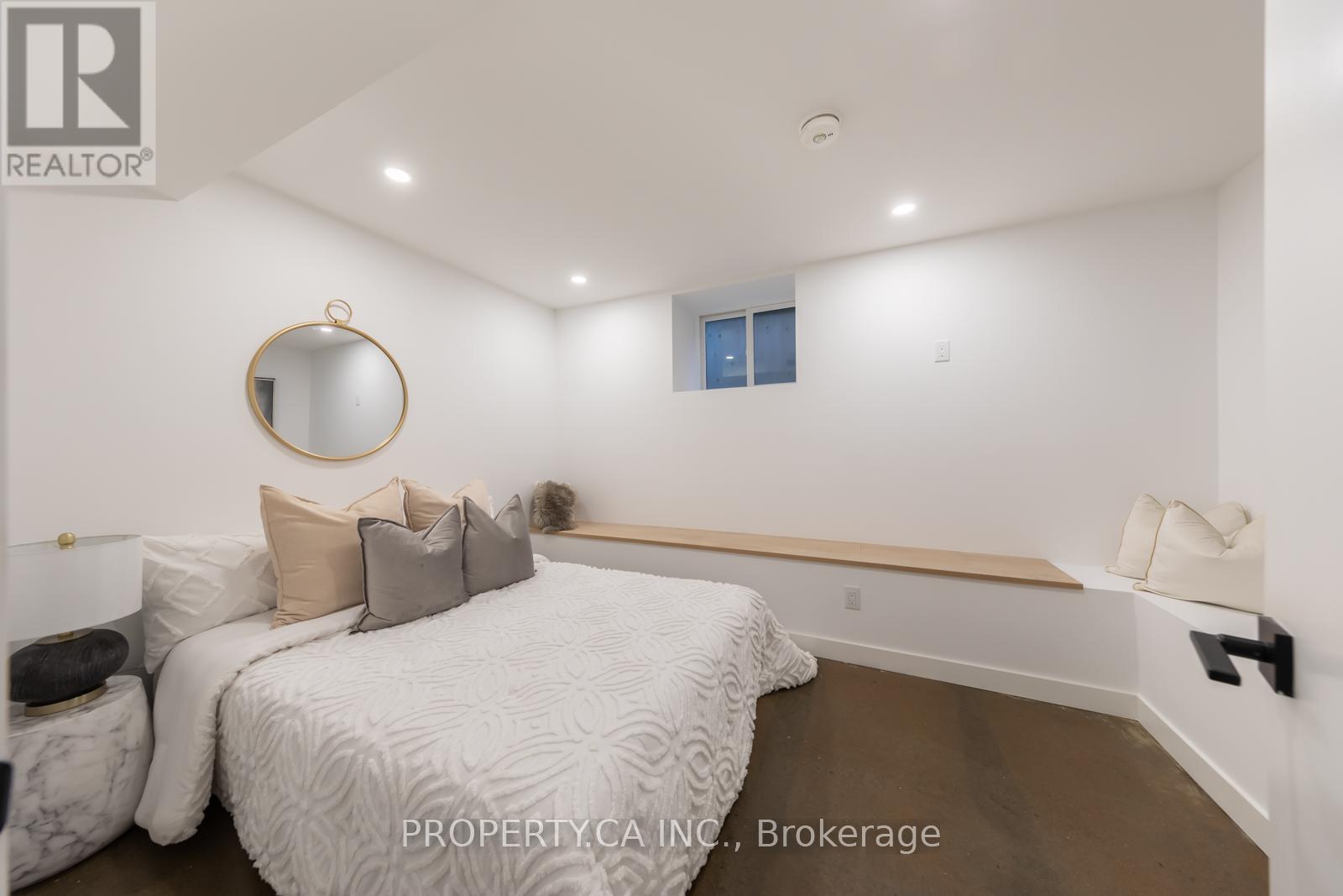 Lower - 33 Beaconsfield Avenue, Toronto (Little Portugal), Ontario  M6J 3J1 - Photo 13 - C12127968