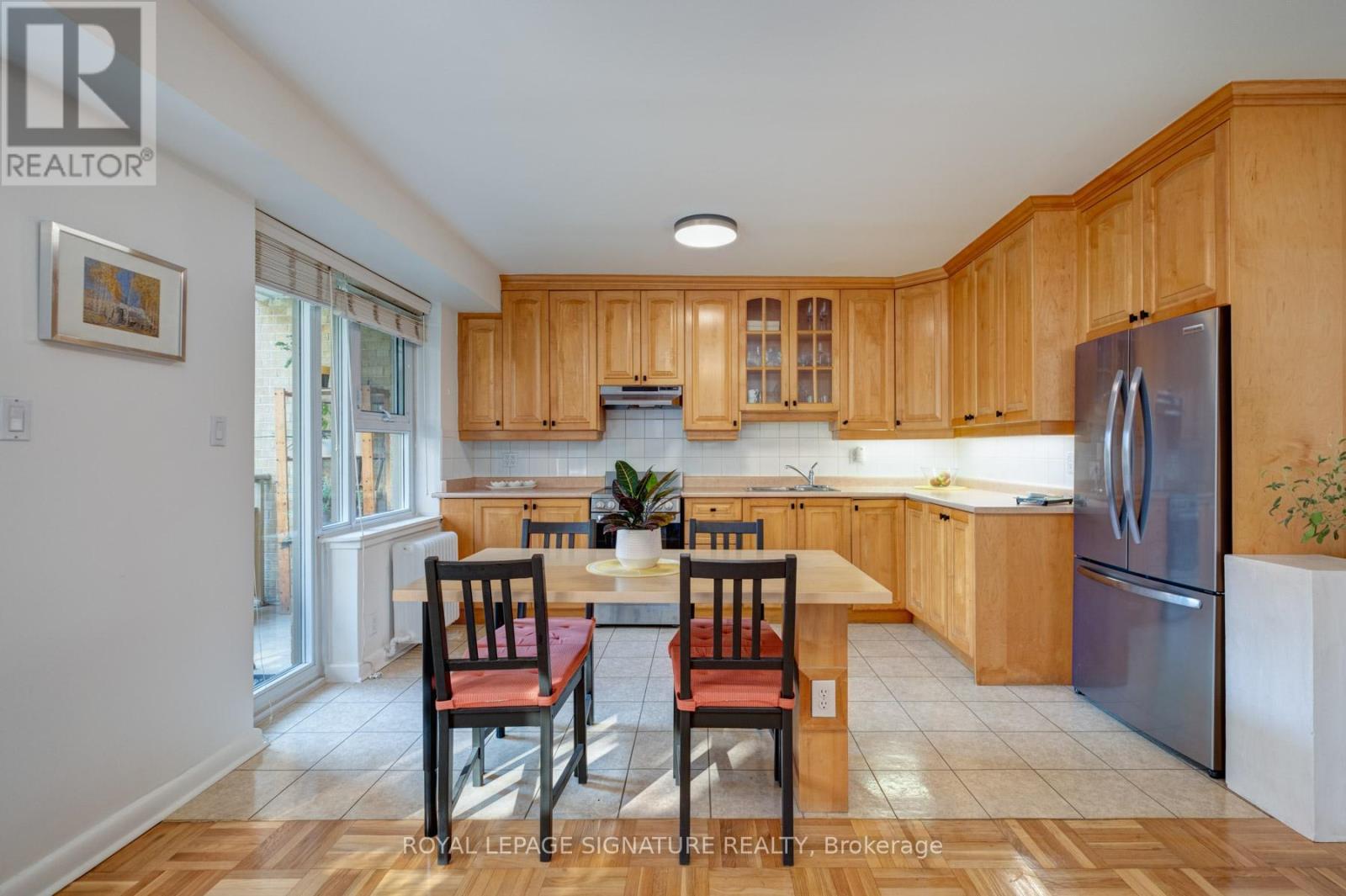 3 - 8 Corinth Gardens, Toronto, Ontario  M4P 2N5 - Photo 27 - C12128036