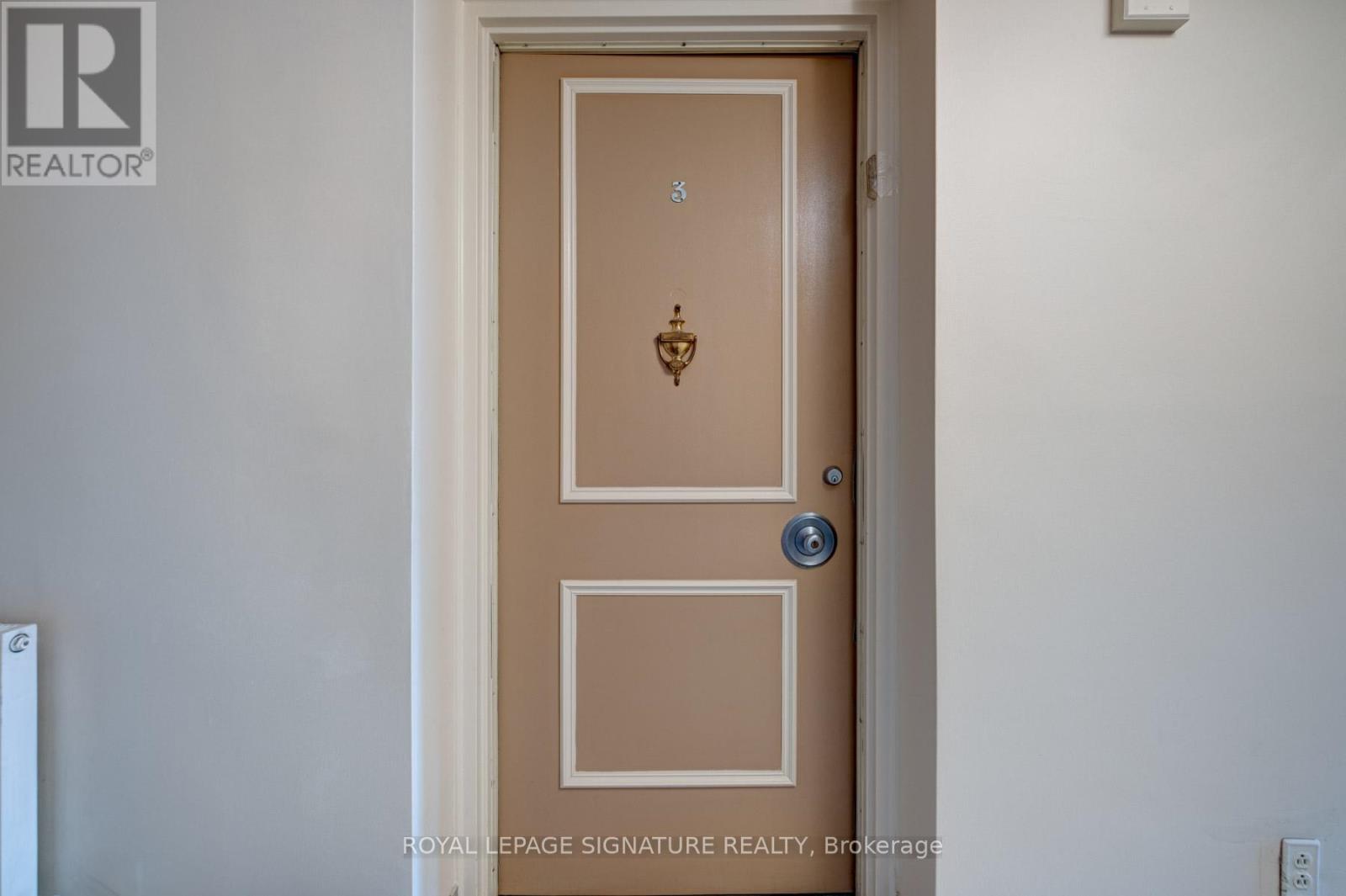 3 - 8 Corinth Gardens, Toronto, Ontario  M4P 2N5 - Photo 8 - C12128036