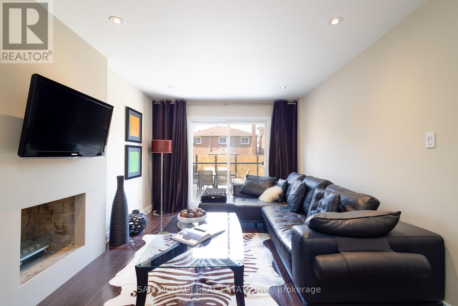1555 Sir Monty's Drive, Mississauga, Ontario  L5N 4N8 - Photo 10 - W12127893