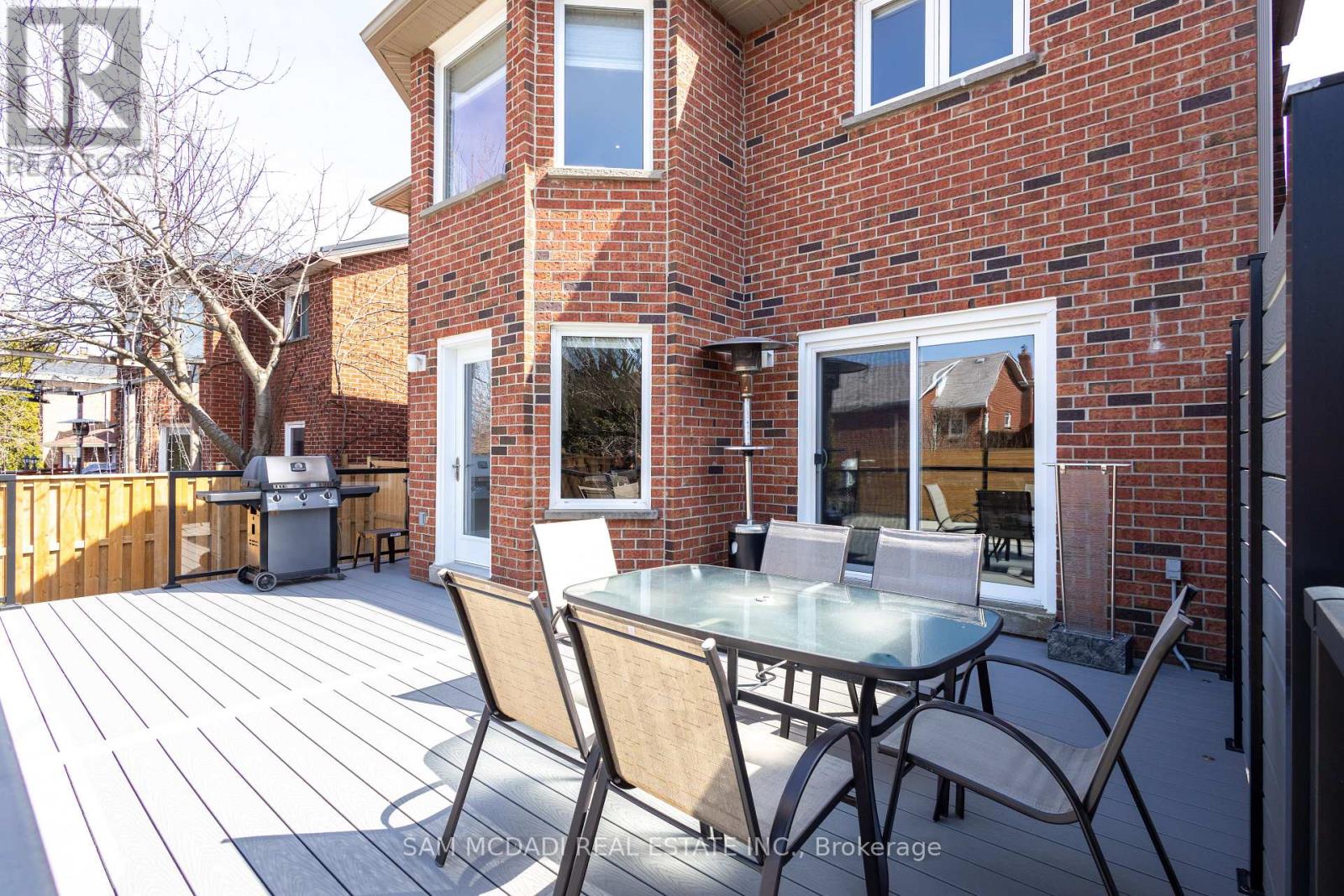 1555 Sir Monty's Drive, Mississauga, Ontario  L5N 4N8 - Photo 26 - W12127893